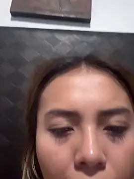 IvannaNou online show from 05-29-26, 01:42