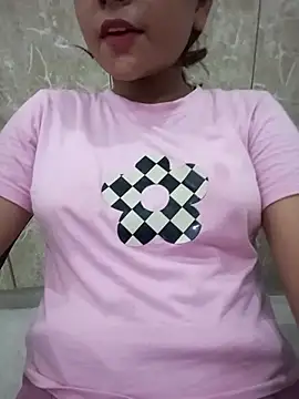 Snapshot of sexy_Diya0 chatting on 06-24-26, 10:09 sexy Diya0 online show from 06-24-26, 10:09