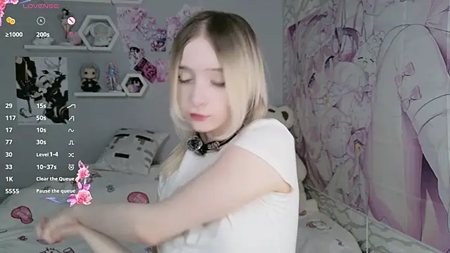meganami online show from 06-14-26, 03:03