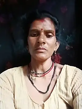 Snapshot of Cut_umang74 chatting on 06-20-26, 12:08 Cut umang74 online show from 06-20-26, 12:08