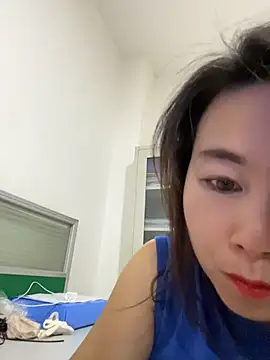 qingqing202666 online show from 08-08-26, 07:21