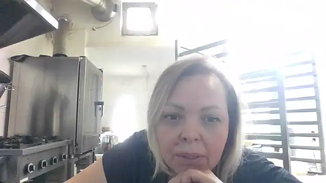 BellaaKiss online show from 05-30-26, 02:14
