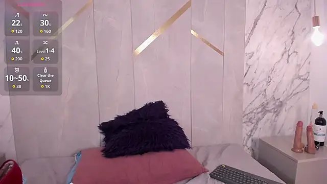 Snapshot of ChloeBelle_ chatting on 06-09-26, 12:17 ChloeBelle online show from 06-09-26, 12:17