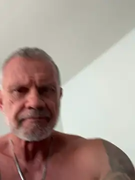 Snapshot of Hotman_2026 chatting on 06-11-26, 05:22 Hotman 2026 online show from 06-11-26, 05:22
