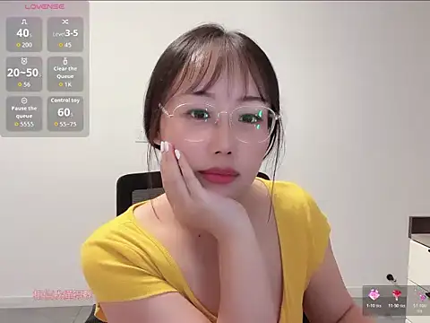 bazhuachushouguai online show from 06-03-26, 02:33
