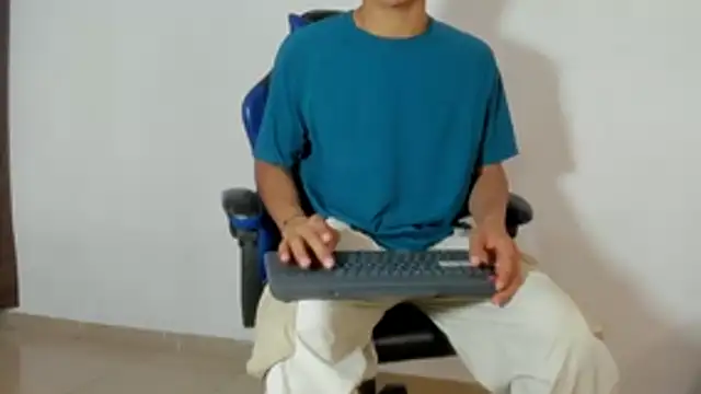Maximiliano Young online show from 07-07-26, 12:31