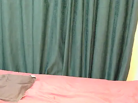 Nicole ness online show from 06-10-26, 11:53