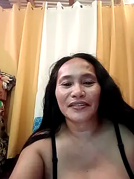 Queenslay online show from 07-17-26, 05:03