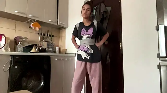 Snapshot of SindyKay chatting on 07-02-26, 05:13 SindyKay online show from 07-02-26, 05:13
