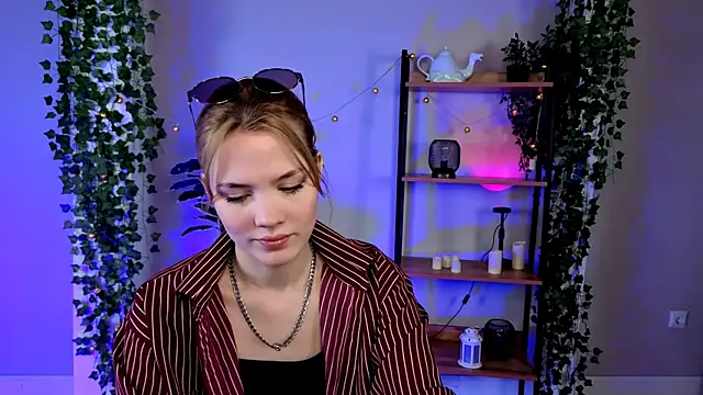 Snapshot of Milena_Stasym chatting on 06-11-26, 06:11 Milena Stasym online show from 06-11-26, 06:11
