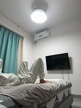 Snapshot of Xiao_Mao_meow chatting on 06-19-26, 12:42 Xiao Mao meow online show from 06-19-26, 12:42