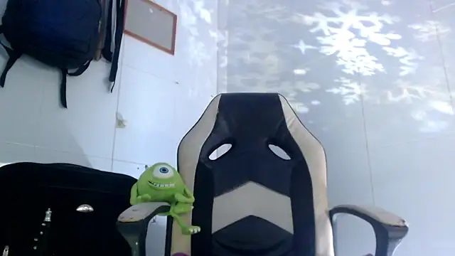 Snapshot of Brendt_Hotx chatting on 07-08-26, 09:25 Brendt Hotx online show from 07-08-26, 09:25