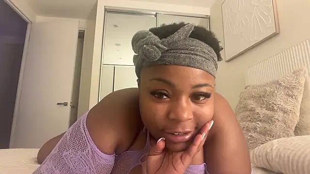 Snapshot of Alicia_lamarsx chatting on 07-08-26, 04:44 Alicia lamarsx online show from 07-08-26, 04:44
