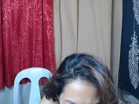 Snapshot of urpretty_hotmama chatting on 07-07-26, 07:23 urpretty hotmama online show from 07-07-26, 07:23
