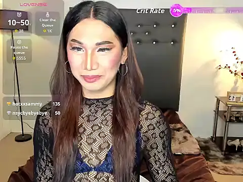 Snapshot of UrSeductiveCriselda chatting on 06-18-26, 04:44 UrSeductiveCriselda online show from 06-18-26, 04:44