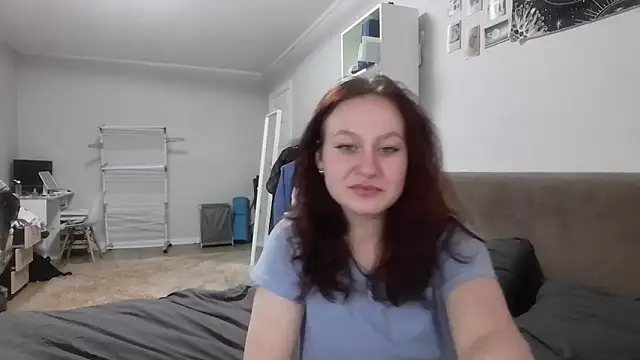 Snapshot of LoiseLovetto chatting on 06-19-26, 04:22 LoiseLovetto online show from 06-19-26, 04:22