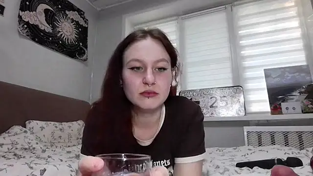 Snapshot of LoiseLovetto chatting on 07-31-26, 03:55 LoiseLovetto online show from 07-31-26, 03:55