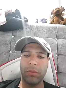 Cristianwiwif online show from 06-28-26, 10:27