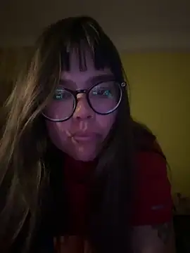 Snapshot of H0oneyBabyyy chatting on 06-19-26, 04:50 H0oneyBabyyy online show from 06-19-26, 04:50