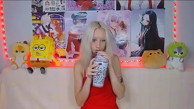 Snapshot of Katia_Nabiee chatting on 06-25-26, 04:23 Katia Nabiee online show from 06-25-26, 04:23