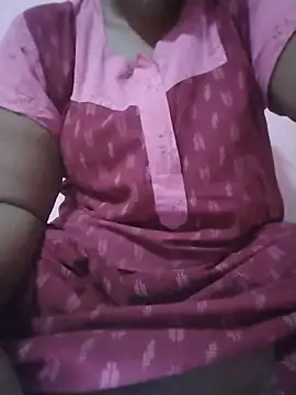 Snapshot of Tamilvalarmathi chatting on 06-30-26, 04:41 Tamilvalarmathi online show from 06-30-26, 04:41