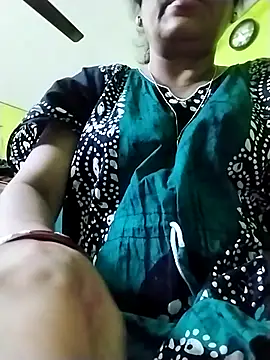 Snapshot of chatterjeesayani567 chatting on 07-15-26, 06:35 chatterjeesayani567 online show from 07-15-26, 06:35