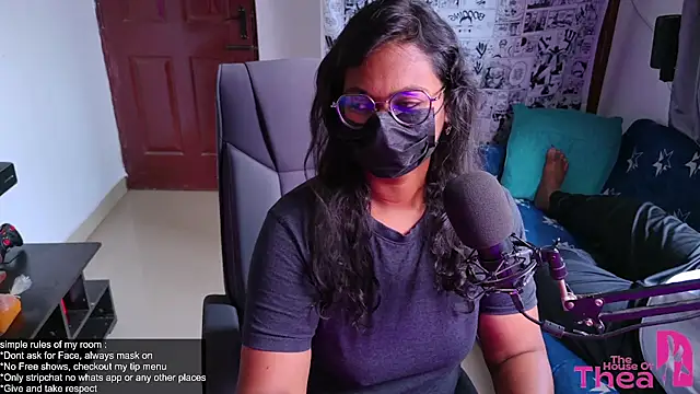 Snapshot of thea_rachel chatting on 07-12-26, 06:48 thea rachel online show from 07-12-26, 06:48