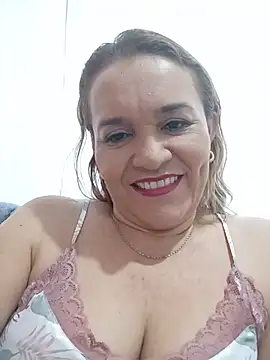 Snapshot of Sara_hilton02 chatting on 06-16-26, 01:36 Sara hilton02 online show from 06-16-26, 01:36