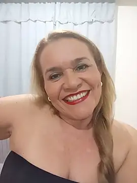 Snapshot of Sara_hilton02 chatting on 06-25-26, 12:21 Sara hilton02 online show from 06-25-26, 12:21