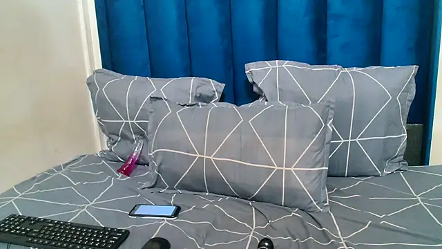 Snapshot of Goldenbutchy23 chatting on 06-22-26, 06:10 Goldenbutchy23 online show from 06-22-26, 06:10