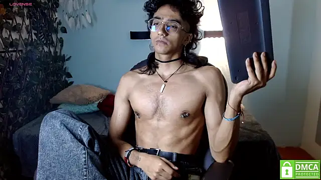 Snapshot of caleb_stefan chatting on 07-21-26, 12:40 caleb stefan online show from 07-21-26, 12:40