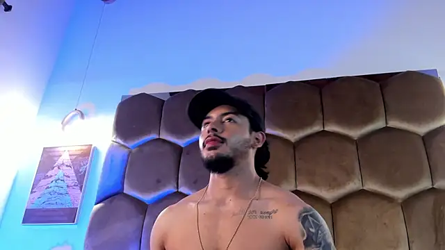 Justin WhiteJS online show from 06-19-26, 10:52