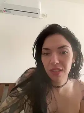 Laraasky online show from 06-02-26, 07:16