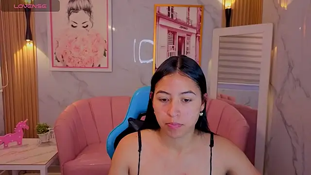 lia x a online show from 06-17-26, 01:01