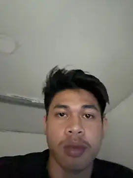 ChocoYummyHotdog online show from 06-03-26, 12:08
