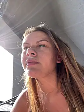 MonoGirl online show from 06-26-26, 07:35