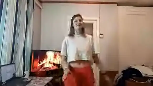 SonyaElliston online show from 06-19-26, 03:27