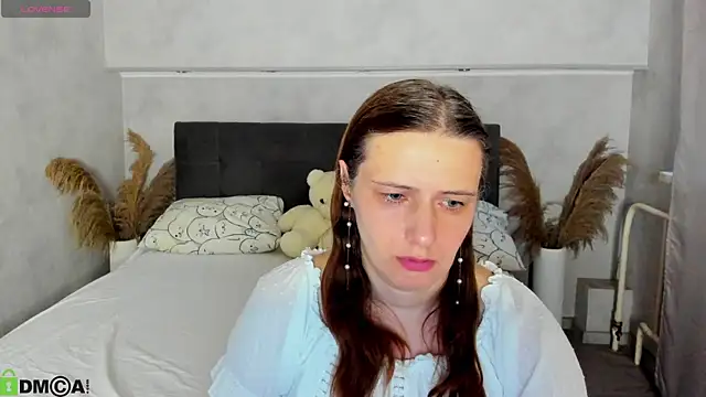 Snapshot of Kathrine-Meyer chatting on 06-26-26, 12:59 Kathrine-Meyer online show from 06-26-26, 12:59