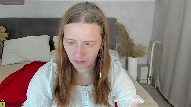 Snapshot of Kathrine-Meyer chatting on 07-11-26, 01:08 Kathrine-Meyer online show from 07-11-26, 01:08
