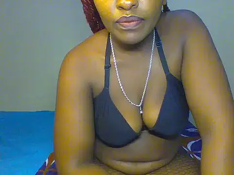 Snapshot of Sexie_bobbies chatting on 06-27-26, 12:44 Sexie bobbies online show from 06-27-26, 12:44