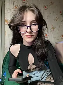 Snapshot of misipissi chatting on 06-15-26, 11:40 misipissi online show from 06-15-26, 11:40
