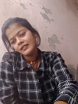 Snapshot of Hot_bhabi0123 chatting on 06-17-26, 04:59 Hot bhabi0123 online show from 06-17-26, 04:59