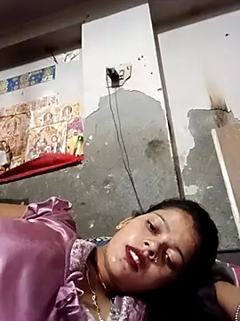 Snapshot of Hot_bhabi0123 chatting on 07-15-26, 04:45 Hot bhabi0123 online show from 07-15-26, 04:45
