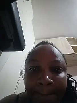 Brendahlove online show from 06-04-26, 06:19
