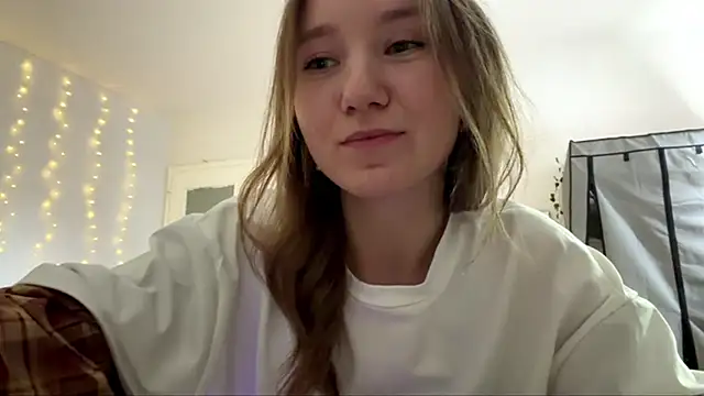 smalllisa online show from 06-03-26, 04:56