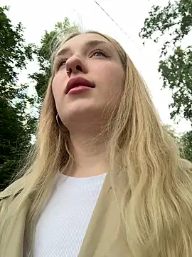 Polly Pop online show from 06-26-26, 04:33
