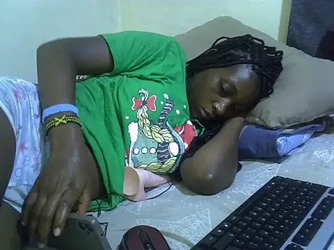 cuddle lover1 online show from 06-28-26, 08:04