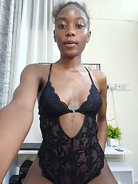 Sweet-Hennessy online show from 06-28-26, 03:23