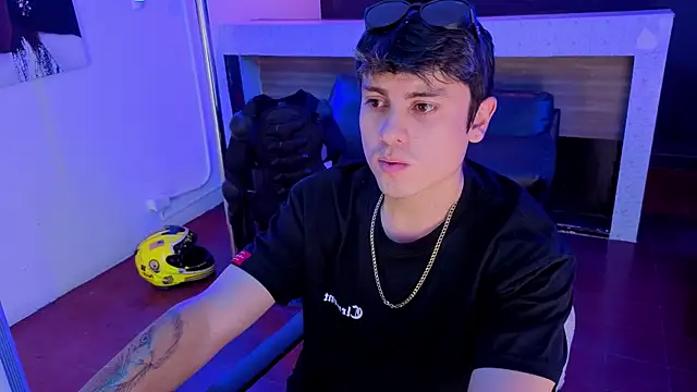 angel still  online show from 07-06-26, 03:36