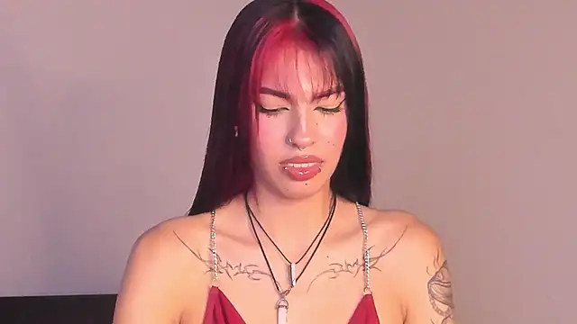 EvaBenely  online show from 07-17-26, 06:53